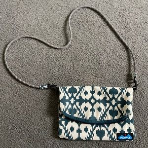 Kavu Slingaling Crossbody Bag with fixed rope shoulder that can detach